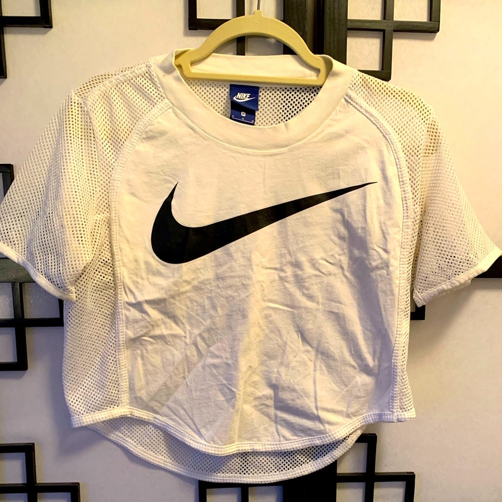 Nike Mesh Top